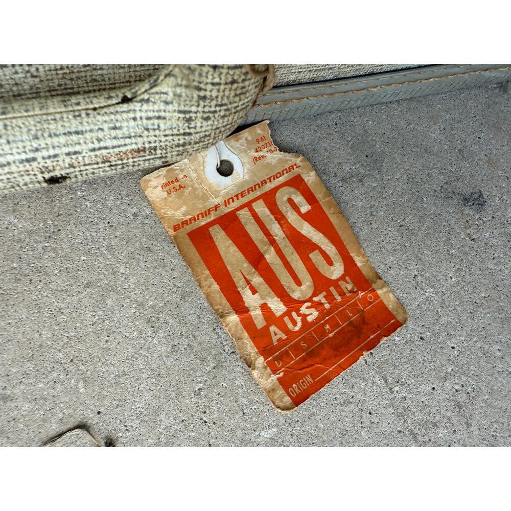 Mid-Century Towncraft‎ Luggage Hard-Sided Suitcase Gray Tweed Metal Latches 1950 - Picture 4 of 11